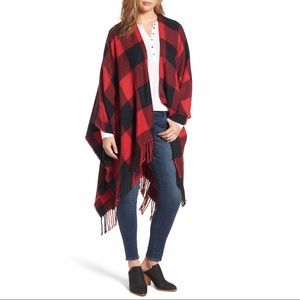 Treasure & Bond Woven Buffalo Ruana